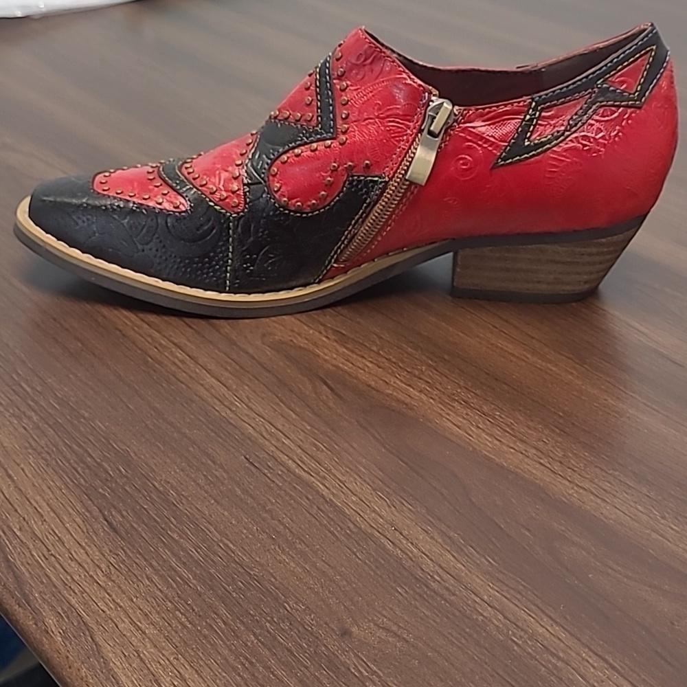 Size 36 Red and Black Faux Leather Cowboy Boots - Picture 2 of 7
